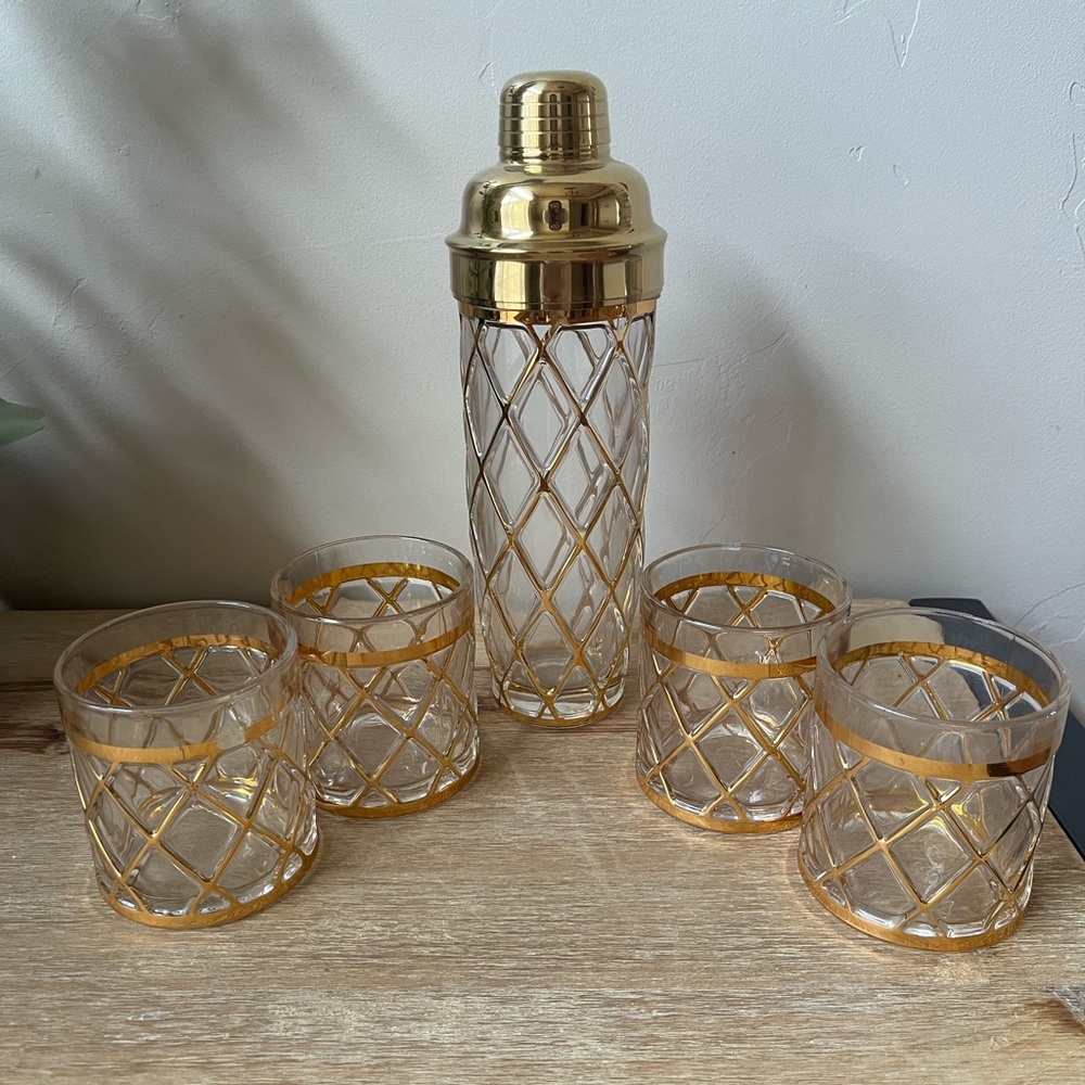 Altuzarra 18K Gold Cocktail Shaker and Glassware Set (5)